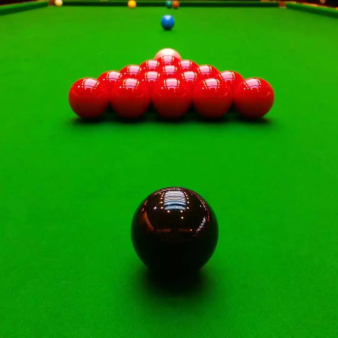 2023斯诺克英格兰公开赛：丁俊晖迎战刘宏宇，谁能在这场巅峰对决中晋级下一轮？